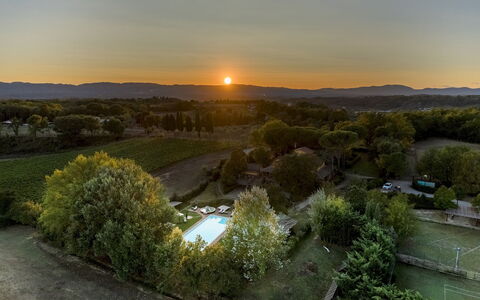 Podere Giardino 16+2: Natur, Landschaft, Abend, Dämmerung, Sonnenlicht, Sonnenaufgang, Rasen, Sonnenuntergang, Landscaping