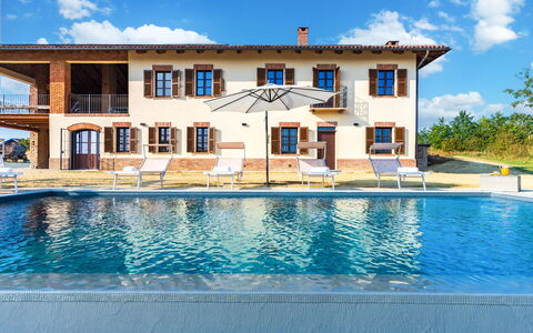 Casa Leonarda 8+2: Schwimmbad, Resort, Gartenmöbel, Estate, Villa, Eco Hotel, Hotel, Hazienda, Bauernhaus, Stuhl