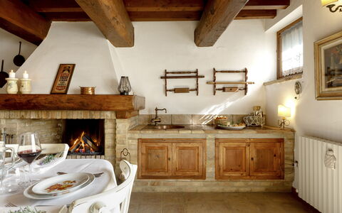 Casatorre 6+2: Interior Design, Holz, Möbel, Flooring, Decke, Küche, Zimmer, Beleuchtung, Zuhause, Fussboden