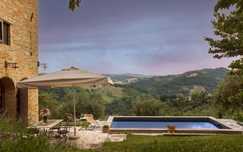Casatorre 6+2: Estate, Gartenmöbel, Senke, Bauernhaus, Villa, Bergdorf, Hazienda, Eco Hotel, Schwimmbad
