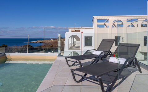 Villa Ristola 6: Schwimmbad, Meer, Resort, Wohnung, Balkon, Küste, Ozean, Hotel, Strandresort, Villa