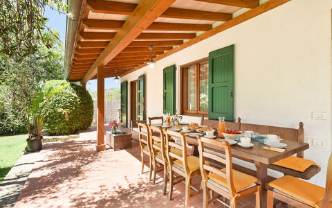 Villa Castiglione 9: Holz, Möbel, Veranda, Zuhause, Tür, Hütte, Küche & Esszimmer Tisch, Gartenmöbel, Tisch Im Freien, Holzbeize