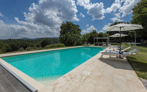 Villa Pianello 10: Blau, Schwimmbad, Verbundwerkstoff, Resort, Schatten, Water Feature, Thermae, Landscaping, Eco Hotel, Gartenmöbel