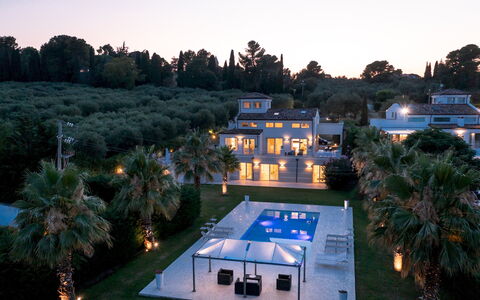 Villa Bianca 10: Schwimmbad, Resort, Estate, Villa, Villa, Hazienda, Landscaping, Eco Hotel, Ferienort