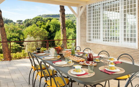 Antico Ceraso 10: Möbel, Tabelle, Stuhl, Gartenmöbel, Küche & Esszimmer Tisch, Tisch Im Freien, Geschirr, Restaurant, Esszimmer, Terrasse