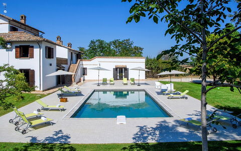 Villa Ardente 12+1: Schwimmbad, Wohngebiet, Haus, Zuhause, Estate, Resort, Villa, Hazienda, Villa, Eco Hotel
