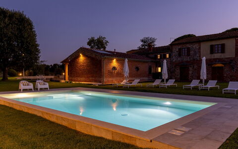 Tenuta Francigena 8: Schwimmbad, Estate, Resort, Hazienda, Bauernhaus, Rasen, Thermae, Garten, Villa, Hof