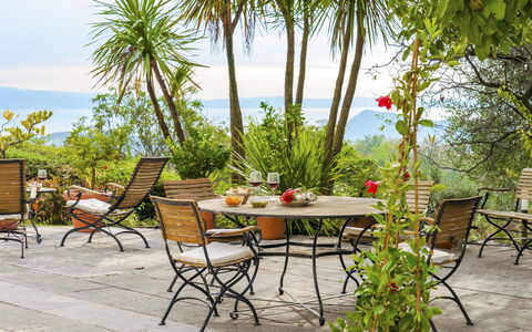 Tenuta Navelli 12+2: Möbel, Stuhl, Gartenmöbel, Tabelle, Tisch Im Freien, Schatten, Garten, Küche & Esszimmer Tisch, Terrasse, Freizeit