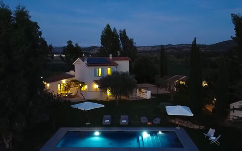 Casale Rondinella 6+2: Schwimmbad, Resort, Gartenmöbel, Estate, Freizeit, Eco Hotel, Hazienda, Villa, Landscaping, Hinterhof