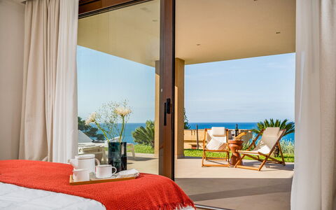 Villa Mulberry 10: Möbel, Interior Design, Fussboden, Resort, Stuhl, Zuhause, Wohnung, Meer, Eco Hotel, Schatten
