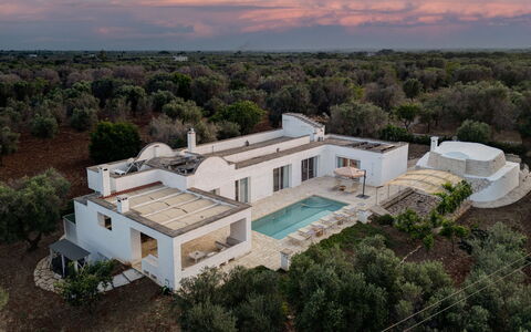 Villa Puspo 8: Die Architektur, Zuhause, Estate, Verbundwerkstoff, Schwimmbad, Villa, Villa, Hazienda, Resort, Bauernhaus