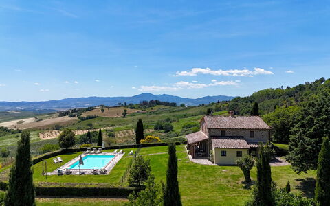 Podere San Lorenzo 12: Estate, Garten, Rasen, Bauernhaus, Landscaping, Garten, Schwimmbad, Villa, Hinterhof, Hof