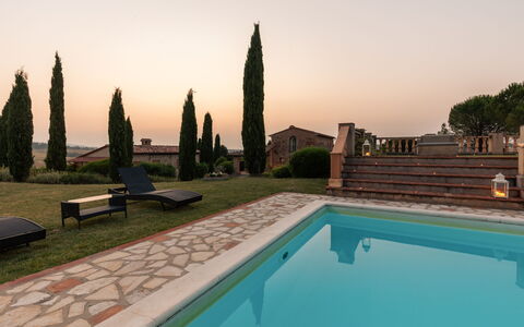 Casale Fienile 8: Schwimmbad, Gartenmöbel, Estate, Hazienda, Schatten, Hof, Villa, Resort, Landscaping, Garten