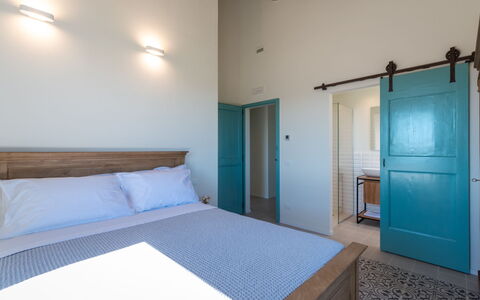 La Buona Maniera 10: Möbel, Holz, Fussboden, Flooring, Interior Design, Decke, Beleuchtung, Schlafzimmer, Zimmer, Bett