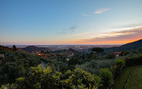 Villa Jasmine 8: Himmel, Natur, Horizont, Vegetation, Natürliche Landschaft, Schönheit, Hügel, Landschaft, Afterglow, Ökoregion