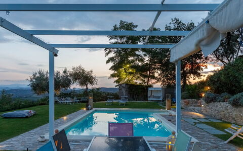Casalina 8: Schwimmbad, Resort, Schatten, Outdoor Struktur, Eco Hotel, Gartenmöbel, Terrasse, Pergola, Garten, Villa