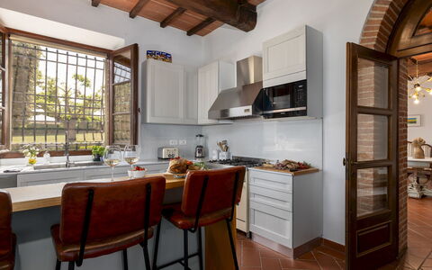 Villa la Monarca 16: Möbel, Interior Design, Küche, Flooring, Küchengerät, Wand, Countertop, Cabinetry, Holz, Decke