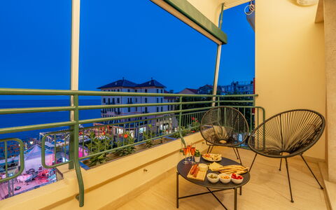 Dimora Mareblu 6: Wohnung, Eigentumswohnung, Balkon, Resort, Hotel, Holzbeize, Stuhl, Eco Hotel, Holzboden, Penthouse