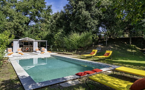 Case Novole 10: Schwimmbad, Garten, Resort, Gartenmöbel, Freizeit, Eco Hotel, Hinterhof, Stuhl, Schatten, Landscaping