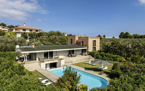 Villa Amyra 6+2: Schwimmbad, Wohngebiet, Estate, Resort, Villa, Hazienda, Eco Hotel, Villa, Bauernhaus, Garten