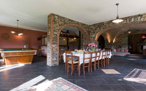 Villa Arbeio 8+6