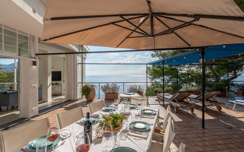 Casa Chiara 6+2: Möbel, Stuhl, Gartenmöbel, Tabelle, Tisch Im Freien, Küche & Esszimmer Tisch, Schatten, Meer, Resort, Regenschirm