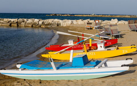 Casetta del Pescatore 4: Boot, Watercraft, Boote Und Boating - Geräte Und Materialien, Meer, Erholung, Freizeit, Ozean, Schiffsbau, Skiff, Bootfahren