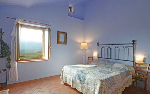 Terra San Raffaele 10+3: Wand, Möbel, Interior Design, Decke, Zimmer, Schlafzimmer, Linens, Zuhause, Beleuchtung, Bett