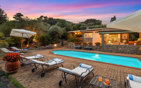Villa Althaea 6: Schwimmbad, Resort, Eco Hotel, Gartenmöbel, Ferienort, Landscaping, Hazienda, Thermae, Estate, Hotel
