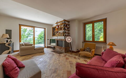 Villa Il Ritiro 8: Möbel, Interior Design, Flooring, Holz, Zimmer, Fussboden, Decke, Wohnzimmer, Couch, Hartholz