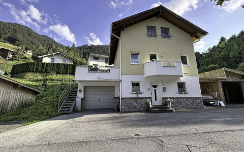 Ferienhaus Siegele: Gebäude, Fenster, Haus, Zuhause, Wohngebiet, Dach, Die Architektur, Hütte, Menschliche Siedlung, Auffahrt