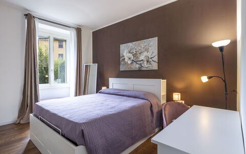 Genzianella Alpine Apartment: Flooring, Fussboden, Decke, Interior Design, Countertop, Küche, Cabinetry, Zimmer, Major Appliance, Light Fixture