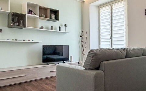 Genzianella Alpine Apartment: Estate, Landscaping, Villa, Hecke, Balkon