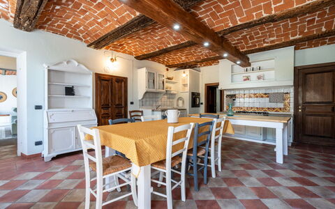 Jeeco: Möbel, Interior Design, Flooring, Holz, Decke, Fussboden, Küche, Tabelle, Beleuchtung, Küche & Esszimmer Tisch