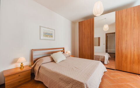 La Casa di Margot: Interior Design, Möbel, Flooring, Bett, Fussboden, Holz, Schlafzimmer, Decke, Zimmer, Holzboden