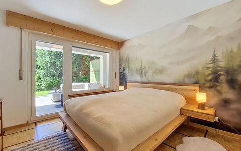 Les Ambassadeurs B 3: Interior Design, Schlafzimmer, Bett, Möbel, Holz, Flooring, Bettdecke, Fussboden, Bedding, Decke
