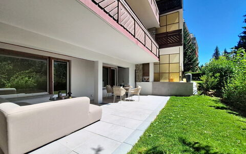 Les Ambassadeurs B 3: Garten, Balkon, Schatten, Landscaping, Garten, Design, Daylighting, Villa, Hinterhof, Hof