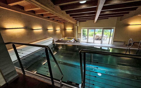 Wellness Retreat Labská: Schwimmbad, Decke, Resort, Hotel