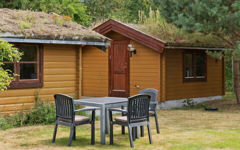 Greta - 1.7Km from the Sea: Holz, Hütte, Haus, Zuhause, Tür, Gartenbauten, Schuppen, Blockhaus, Holzbeize, Garten