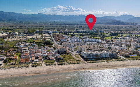 Oliva Nova Cabagua: Küste, Wohngebiet, Horizont, Strand, Meer, Küsten Und Ozeanische Forms, Ufer, Wohnung, Ozean, Sand