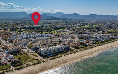 Oliva Nova Cabagua: Küste, Wohngebiet, Meer, Küsten Und Ozeanische Forms, Wohnung, Ufer, Ozean, Strand, Bucht, Sand