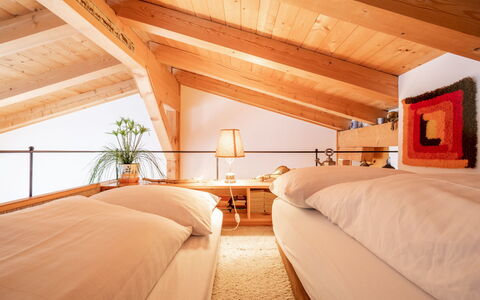 Casa Pleun: Interior Design, Möbel, Holz, Flooring, Decke, Fussboden, Bett, Schlafzimmer, Zimmer, Zuhause