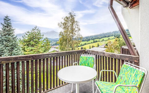 Casa Pleun: Balkon, Lärche, Eco Hotel, Veranda, Villa, Zaun, Pine Familie