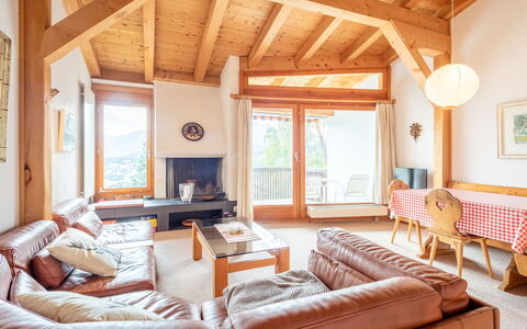 Casa Pleun: Holz, Interior Design, Decke, Möbel, Flooring, Zimmer, Zuhause, Fussboden, Wohnzimmer, Hartholz