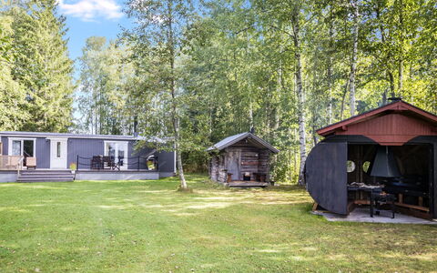 Tuuliranta: Baum, Grundstueck, Ländliches Gebiet, Zuhause, Hütte, Gartenbauten, Blockhaus, Schuppen, Garten, Rasen