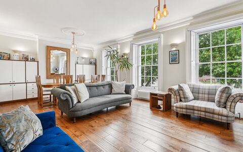 London Kingston 602: Möbel, Interior Design, Flooring, Couch, Fussboden, Wand, Holzboden, Holz, Wohnzimmer, Decke