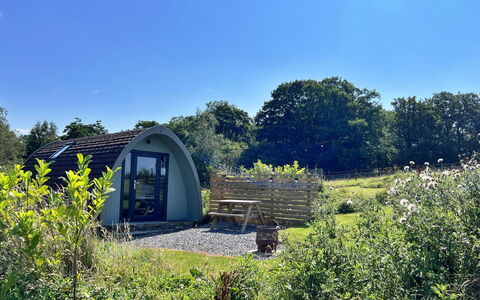 Howgill Pod: Wiese, Garten, Gartenbauten, Garten, Park, Schuppen