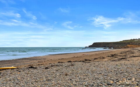 Sea Thrift at Widemouth Bay: Himmel, Blau, Wasser, Strand, Küste, Gewässer, Horizont, Natürlichen Umgebung, Küsten Und Ozeanische Forms, \Fels