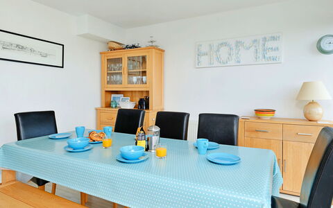 Lansdowne: Möbel, Flooring, Interior Design, Holz, Fussboden, Tabelle, Stuhl, Küche & Esszimmer Tisch, Zimmer, Esszimmer