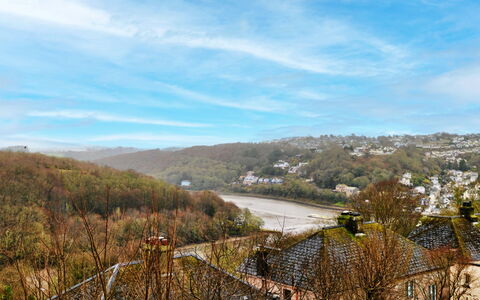 Looe Valley View: Vegetation, Hügel, Natürliche Landschaft, Hochland, Landschaft, Ländliches Gebiet, Menschliche Siedlung, Bergstation, Dorf, Senke